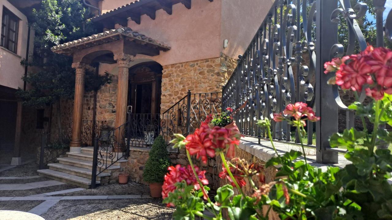 Palacio Del Conde De Rebolledo Villaviciosa de la Ribera Buitenkant foto