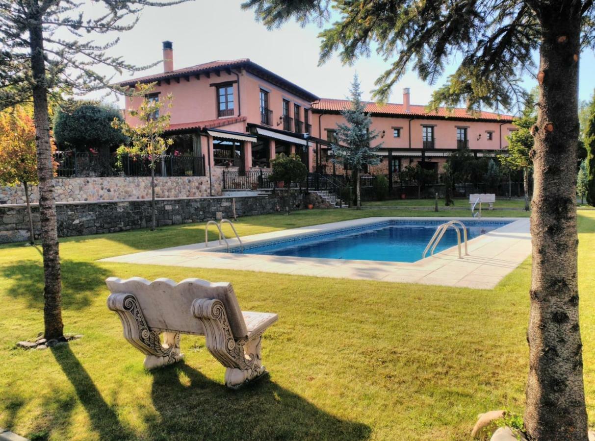 Palacio Del Conde De Rebolledo Villaviciosa de la Ribera Buitenkant foto