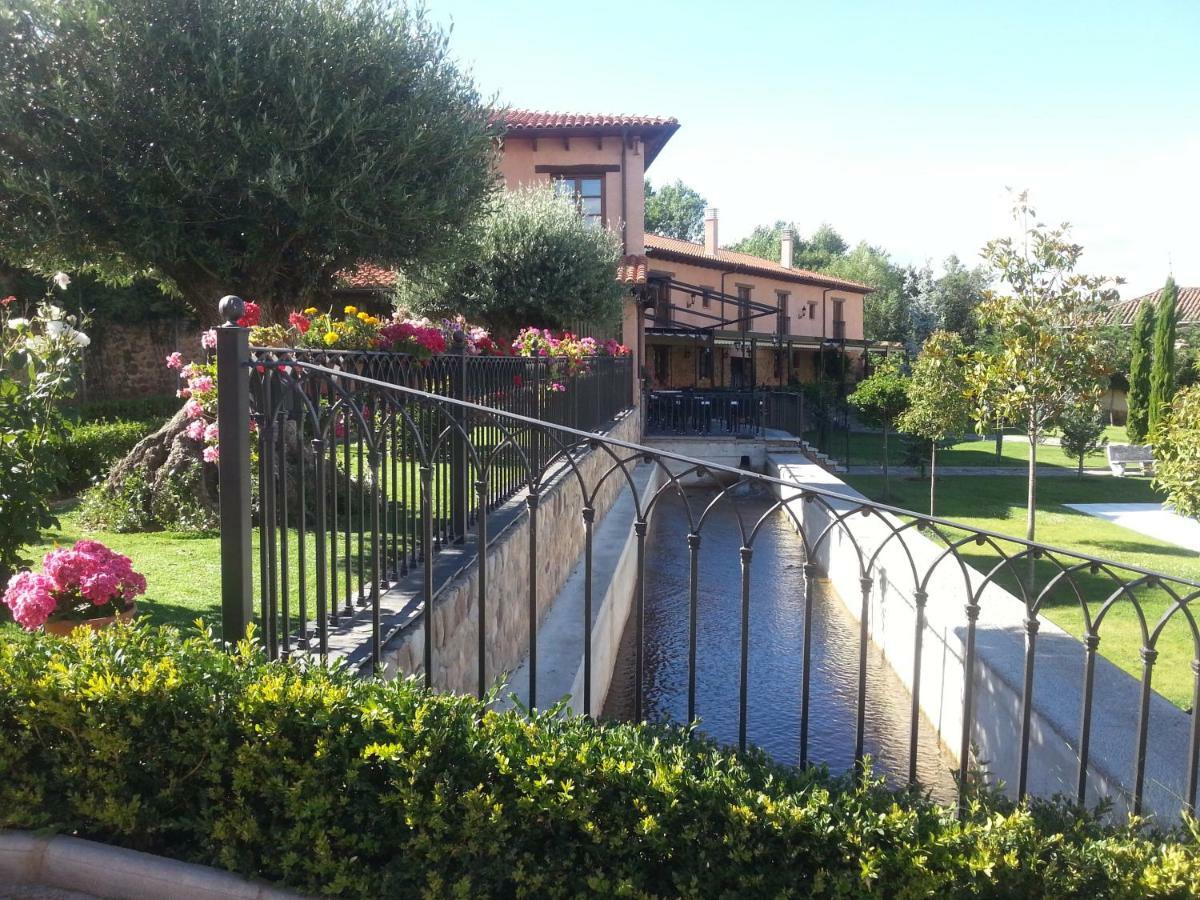 Palacio Del Conde De Rebolledo Villaviciosa de la Ribera Buitenkant foto