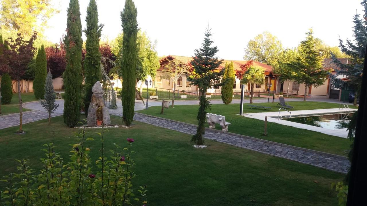 Palacio Del Conde De Rebolledo Villaviciosa de la Ribera Buitenkant foto